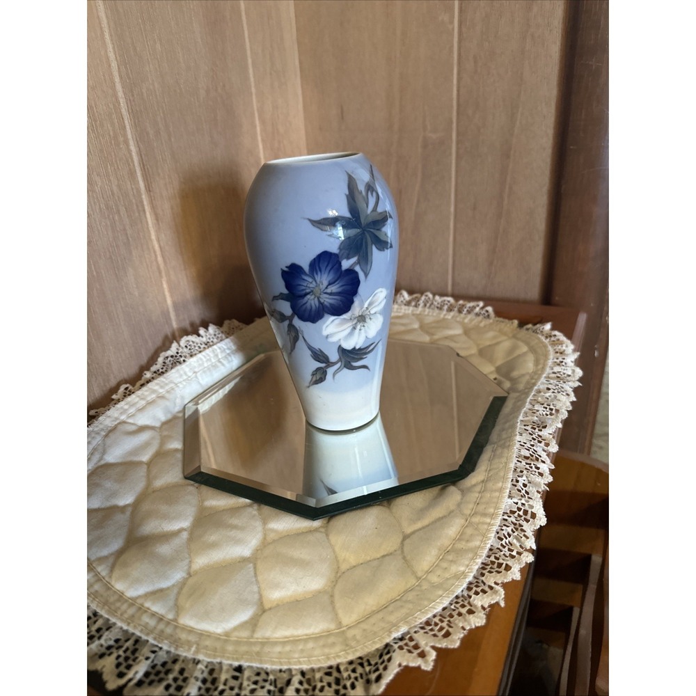 Royal Copenhagen Porcelain Hand Painted Blue Floral Pattern Vase Vintage